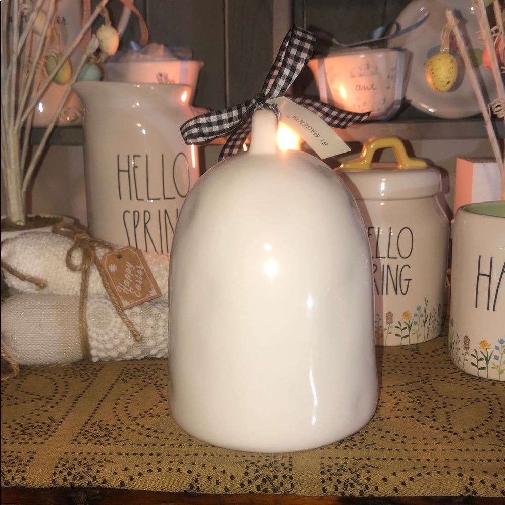 Rae Dunn QUEEN 🐝 Domed Birdhouse - Picture 4 of 8